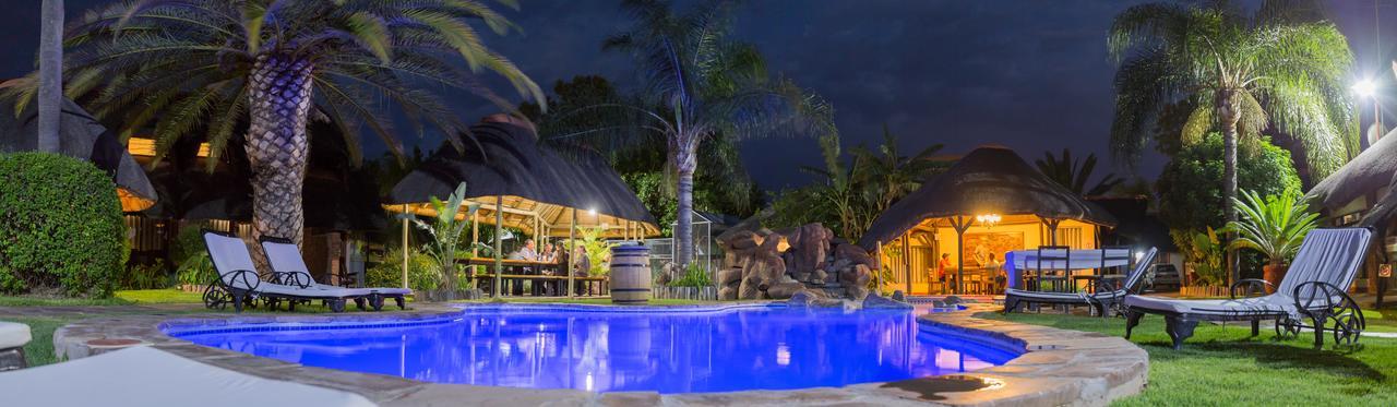 Cest Si Bon Hotel Очиваронго Экстерьер фото