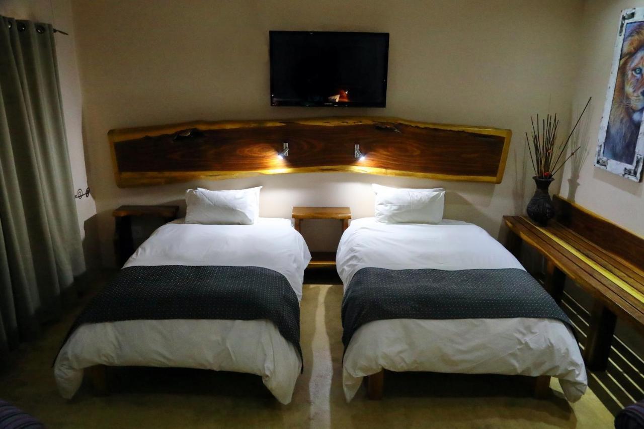 Cest Si Bon Hotel Очиваронго Экстерьер фото