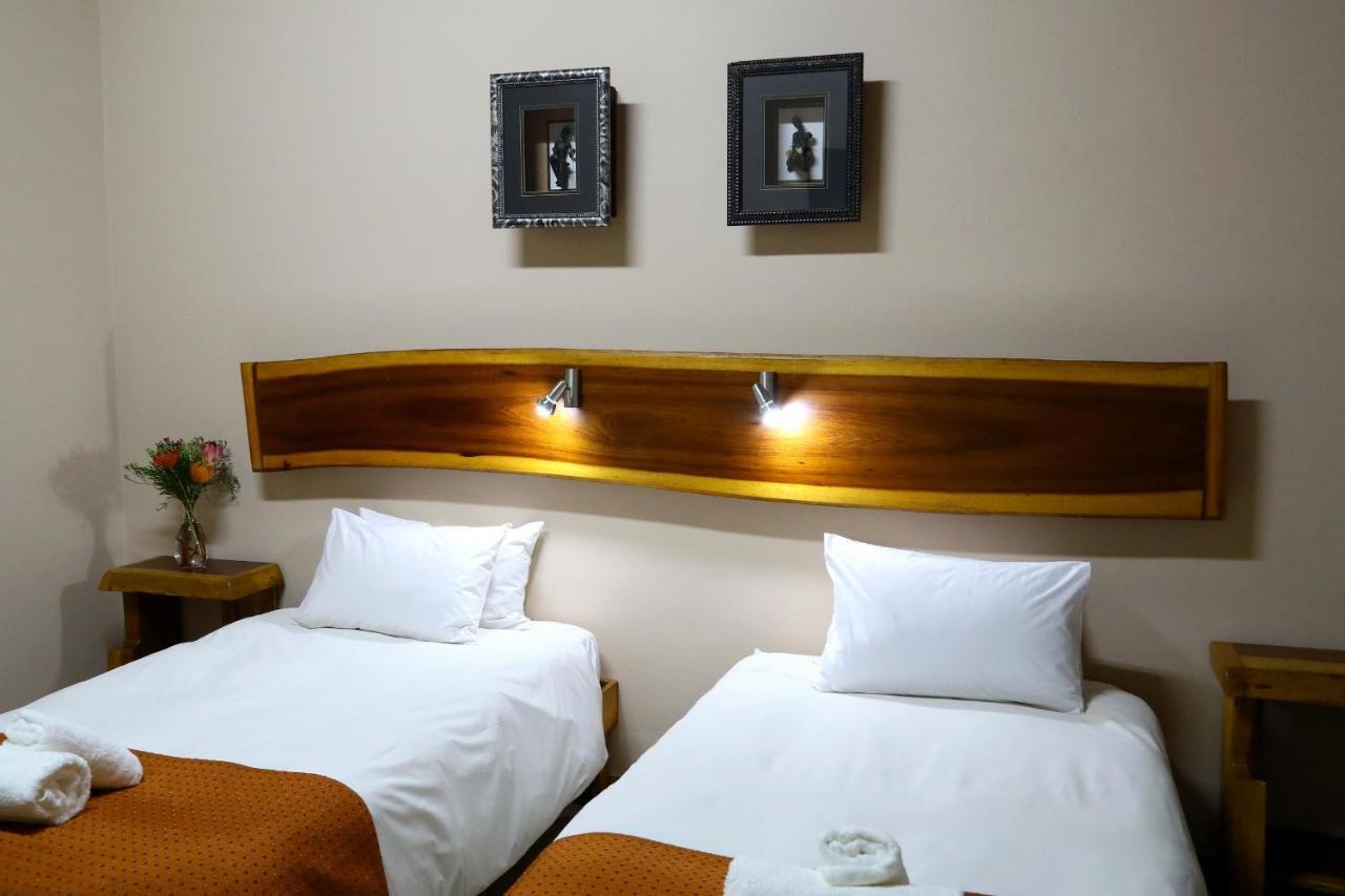 Cest Si Bon Hotel Очиваронго Экстерьер фото